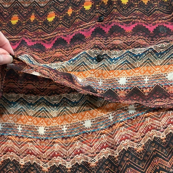 Multicolor Patterned Women's Top - Size Large - Picture 7 of 11